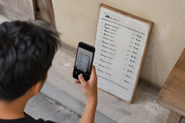 Menu difoto, langsung terbaca